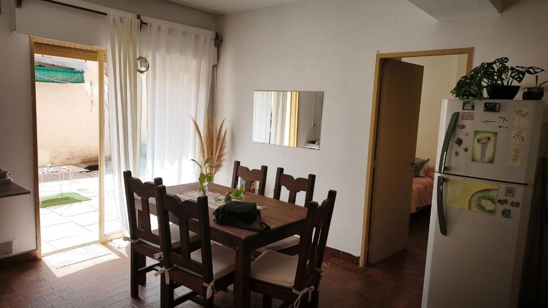VENTA DPTO AV COLON 1.066 1 DORM PB PATIO CORDOBA