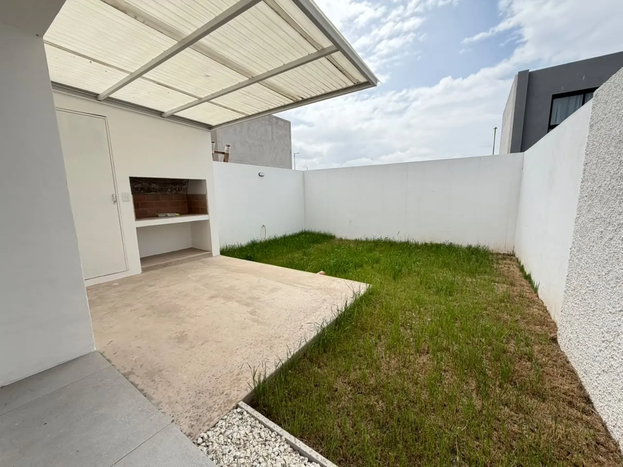 Duplex en Rincones de Manantiales