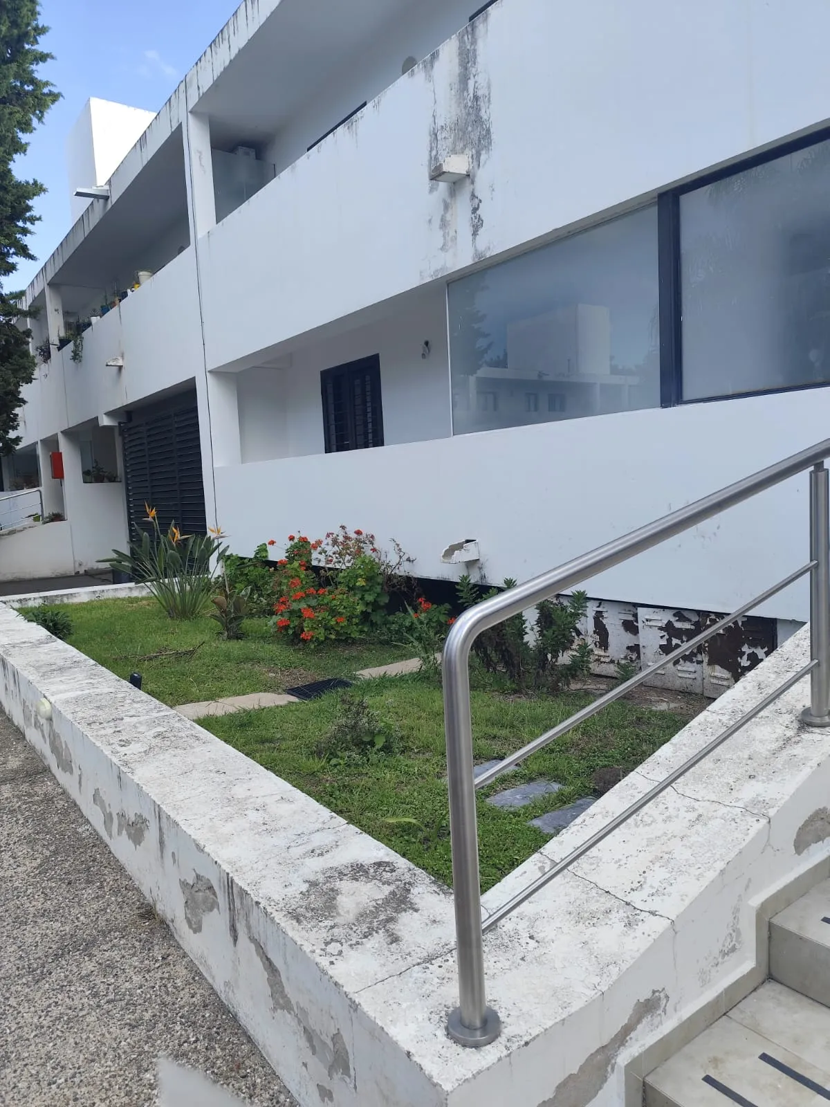 Se ALQUILA departamento 3 dorm en Allende Plaza