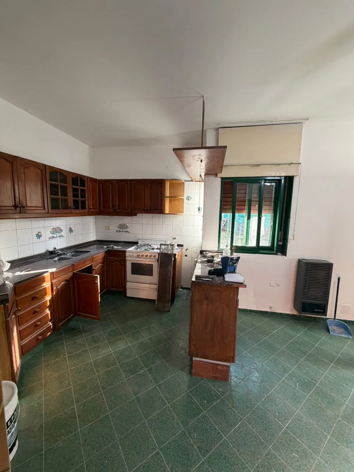 CASA 3 DORM CON AMPLIO PATIO Y ASADOR