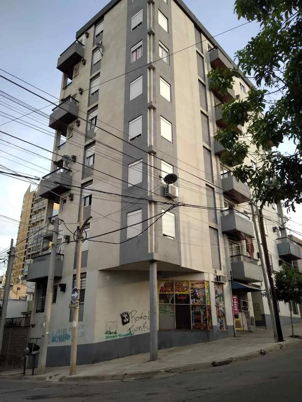 A. ALBERDI: AMPLIO, EXTERNO CON BALCON., EXCELENTE VISTA,