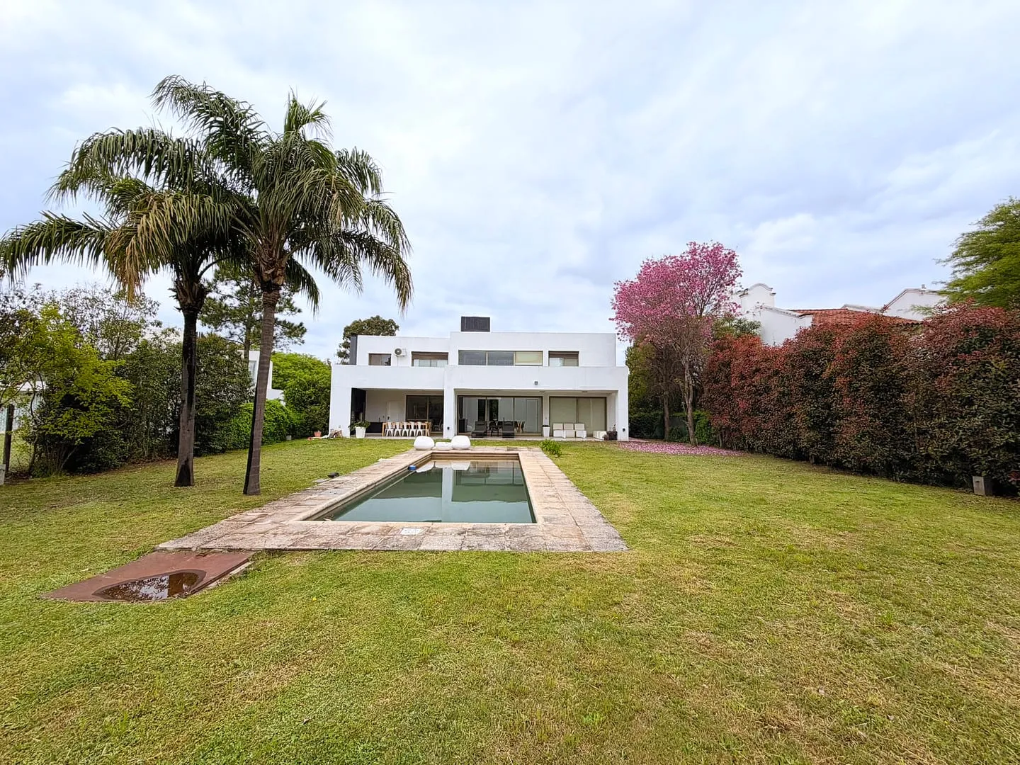 ALQUILER CASA 4 DORMITORIOS EN CAÑUELAS COUNTRY GOLF