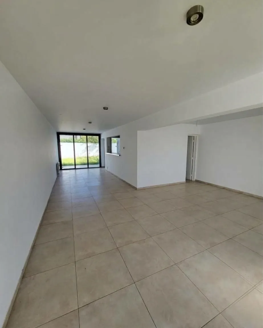 Duplex en Alquiler en Claros del Bosque