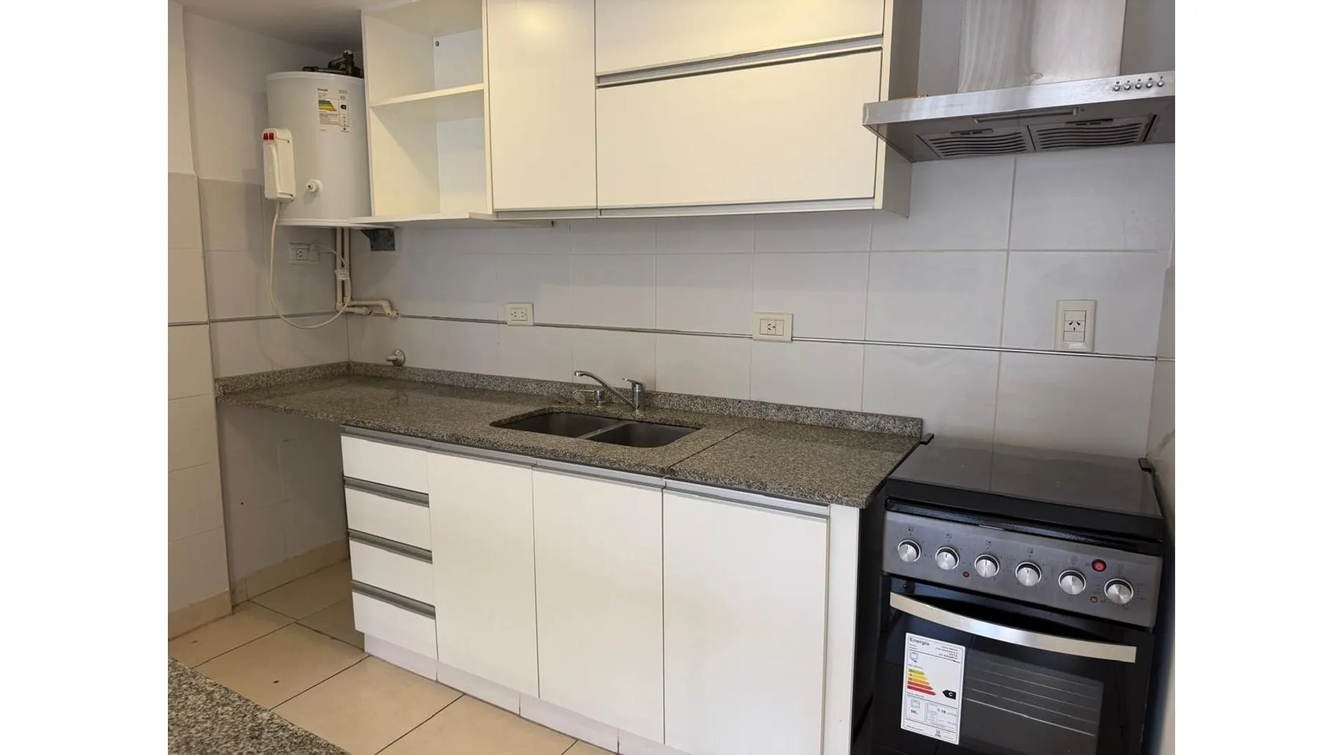Venta departamento 2 ambientes con cochera San Fernando