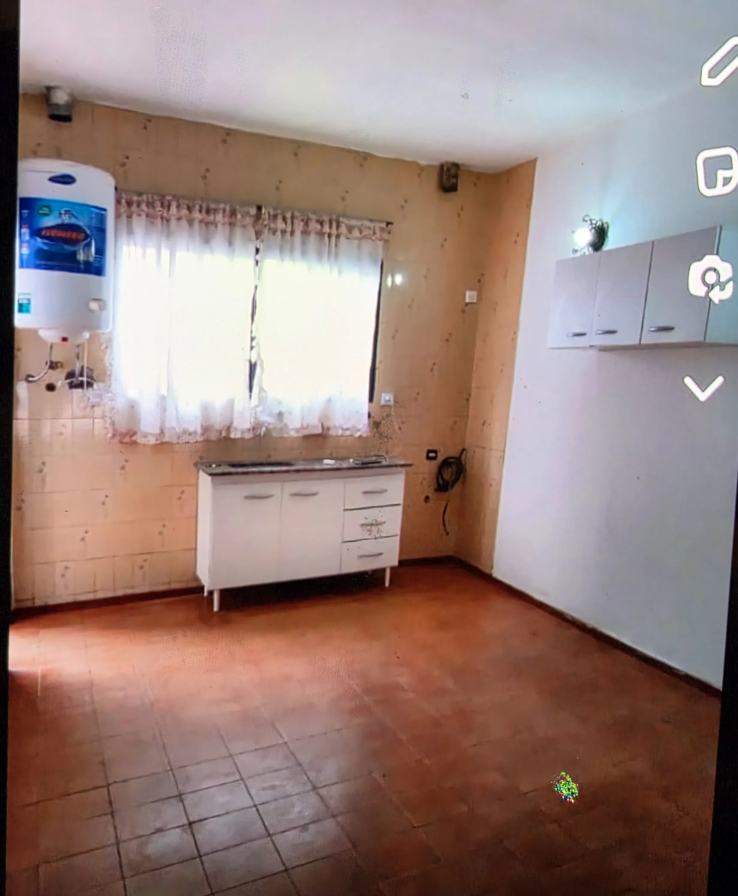 Casa 2 dorm.mas depto 1 dorm