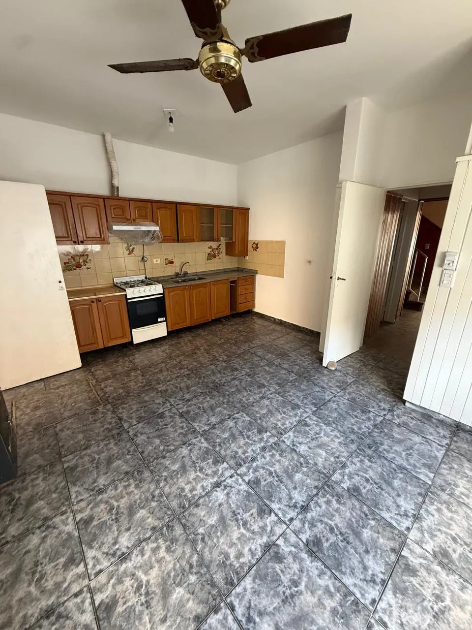 CASA EN ALQUILER 3 DORMITORIOS CON PATIO Y ASADOR BARRIO PUEYRREDÓN