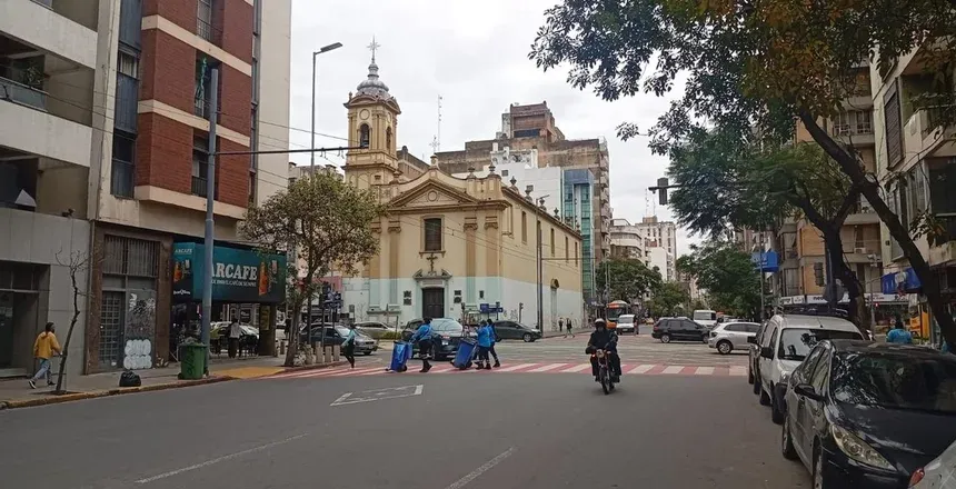 En Venta Dpto 2 Dormitorios con Terraza propia AV. Olmos OPORTUNIDAD