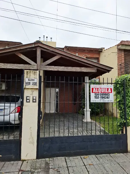 ALQUILO DUPLEX 2 DORMITORIOS EN BARRIO AVENIDA