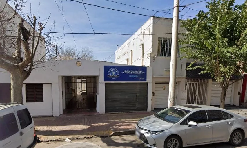 Local  Comercial en Barrio San Vicente  antes de calle San Jerónimo