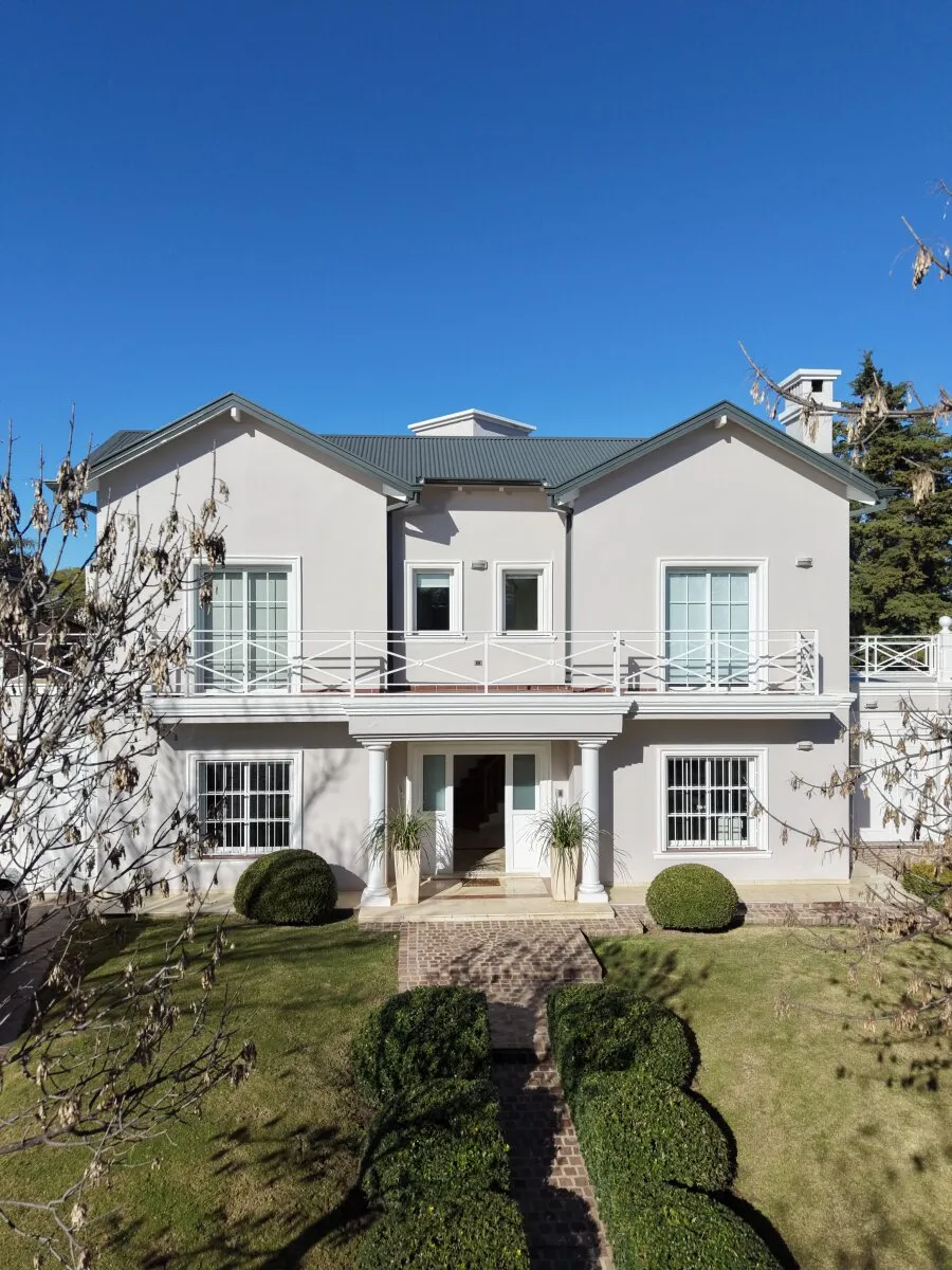 Casa en venta | 4 dormitorios | Los Cielos Valle Escondido