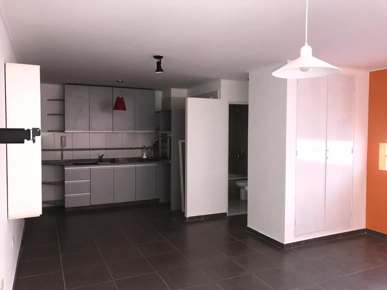 UBICACIÓN ESTRATEGICA, DPTO C/ SUM, CALLE CRISOL AL 200. ZONA PLAZA ESPAÑA. NUEVA CORDOBA