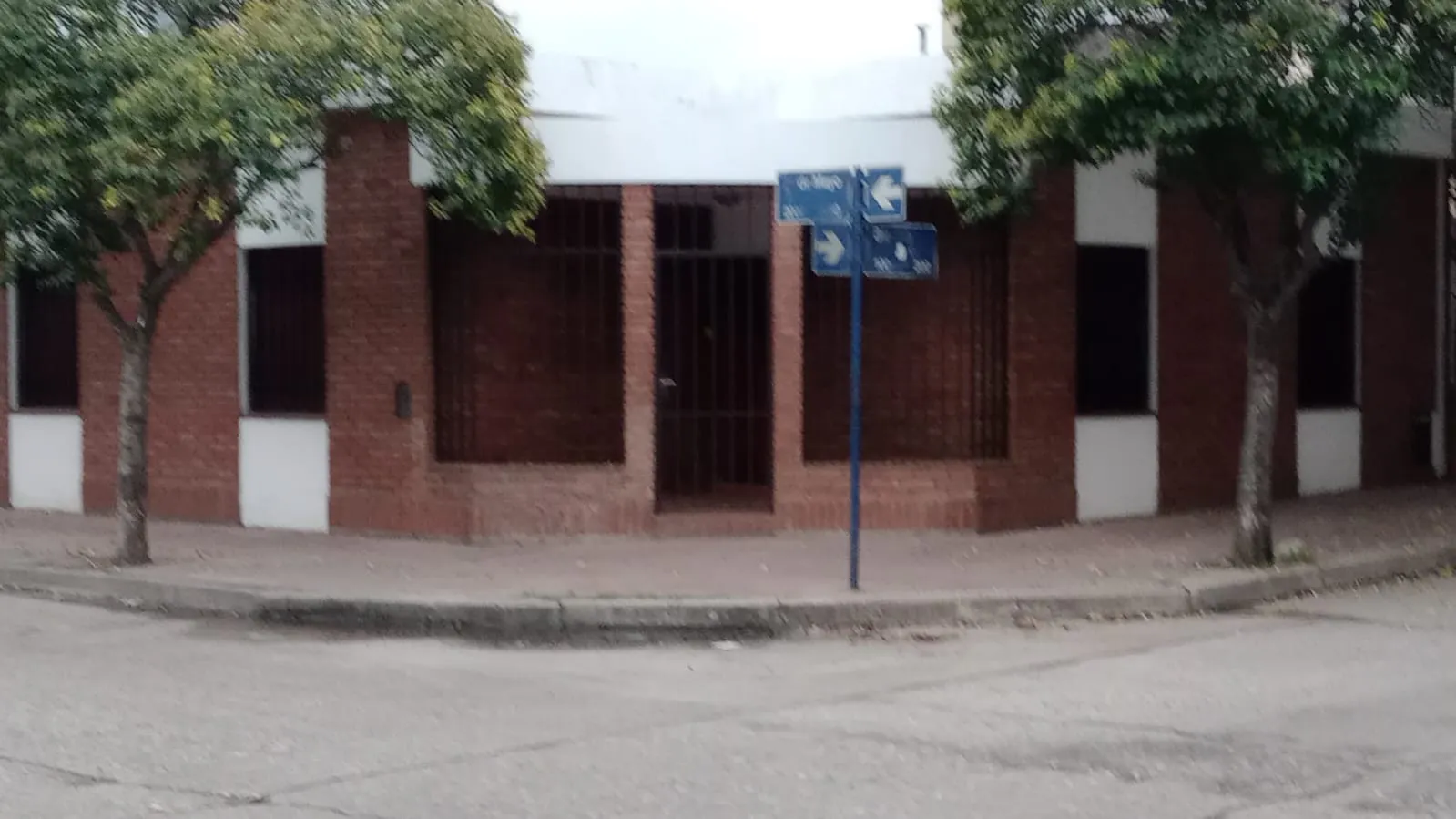 Alquilo Casa Bº General Paz