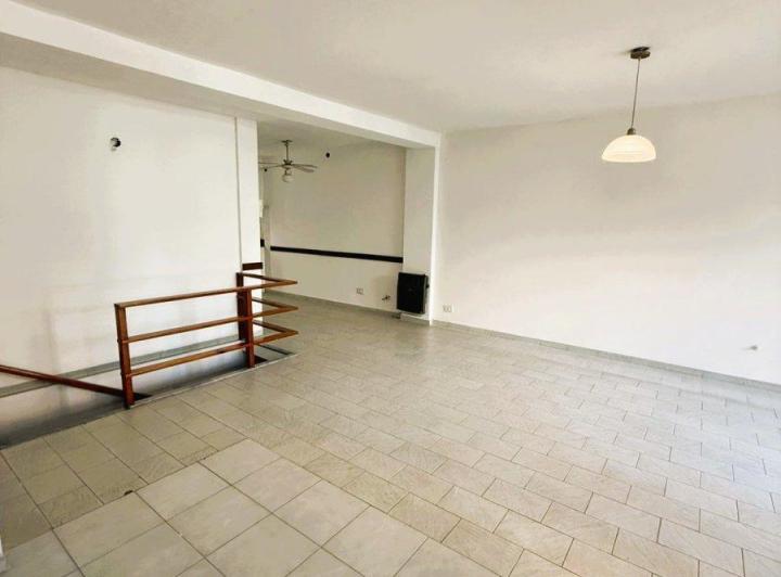 Departamento · 80m² · 4 Ambientes · 1 Cochera