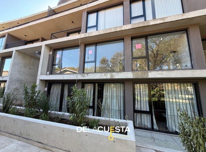Departamento · 178m² · 8 Ambientes · 1 Cochera