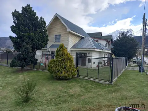 Casa 4 dormitorios disponible a partir de noviembre