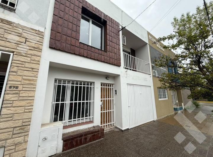 PH · 103m² · 4 Ambientes · 1 Cochera