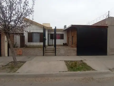 Casa en venta – barrio cerro de la cruz