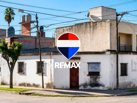 Casa esquina en venta o permuta b° araoz zona sur