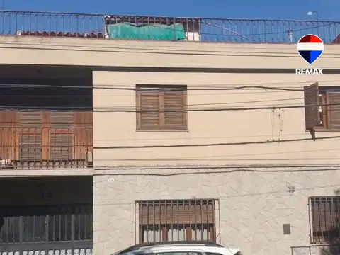 Venta casa 3 dorm zona macrocentro c/cochera