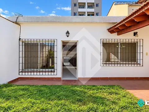 Casa en venta de 4 dormitorios con cochera en macrocentro | salta