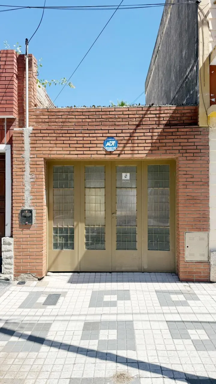 Excelente Oportunidad casa 2 dorm. en Gral. Bustos!