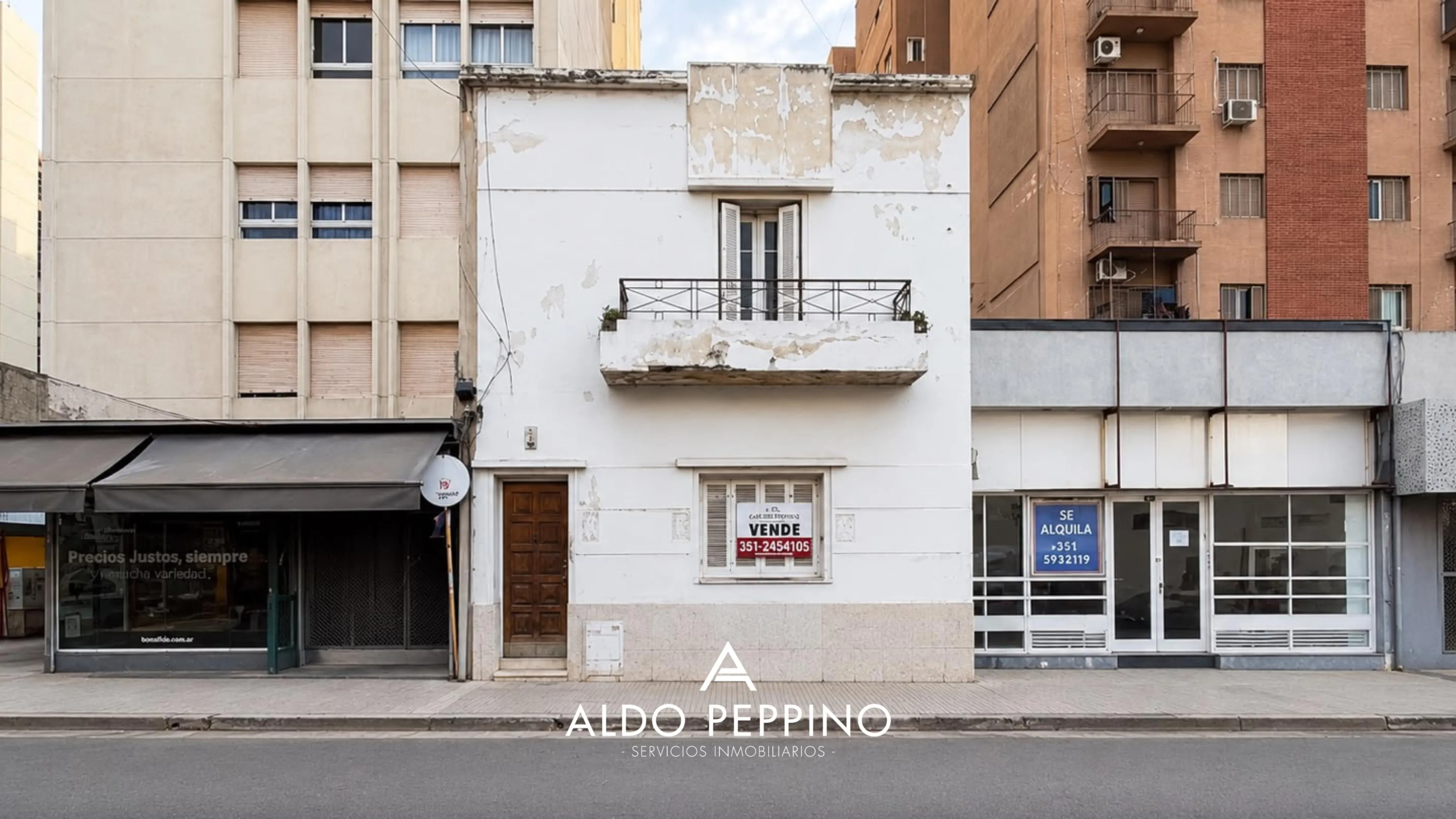 CASA  A RESTAURAR - BARRIO ALBERDI - ÚNICA OPORTUNIDAD