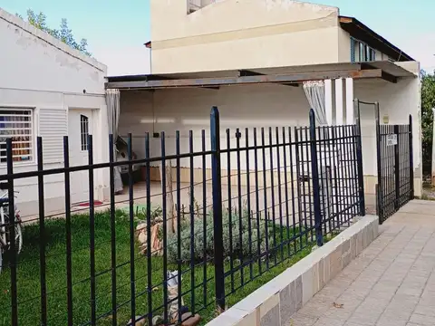 Venta de casa barrio stefenelli