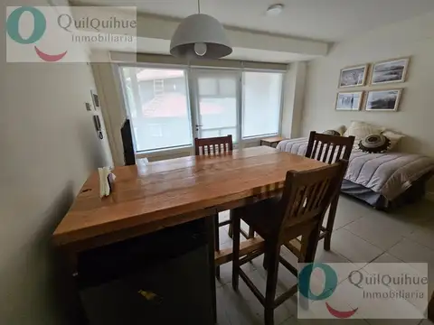 Monoambiente en venta a 1 cuadra del lago lacar