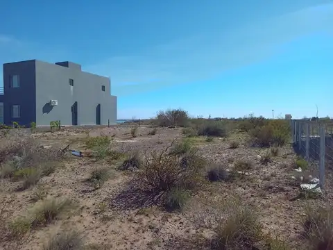 Venta de terreno con vista al lago en tenis club