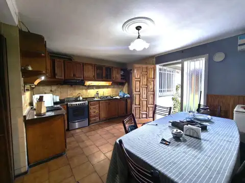 Venta de casa dúplex en el centro de maipú