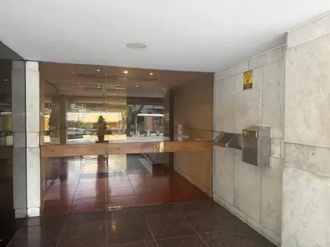Venta oficina en calle sarmiento