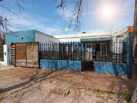 Venta casa 2 dormitororios garage en barrio jardin