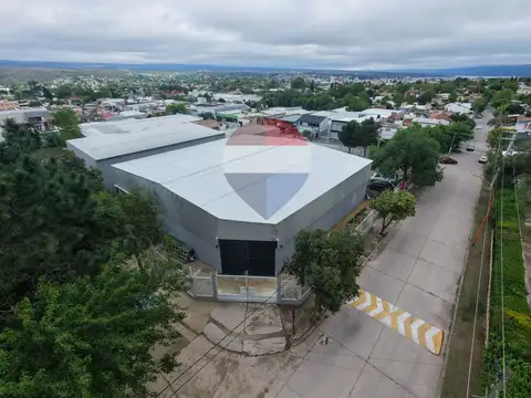 Alquiler galpon industrial de 670 m2 carlos paz