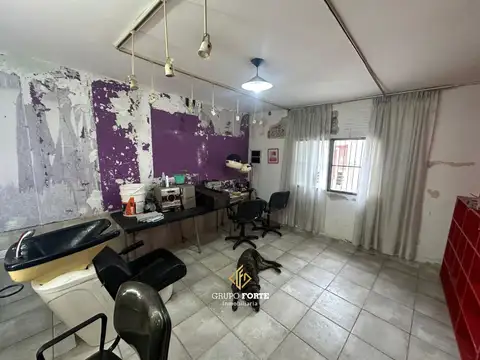 Casa en venta a refaccionar