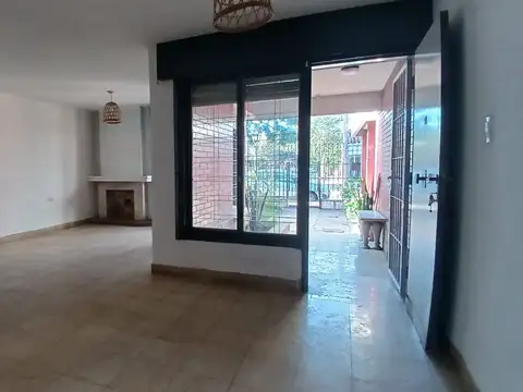 Venta casa 3 dormitorios barrio maipu