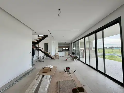 Casa en barrio los pasos 3