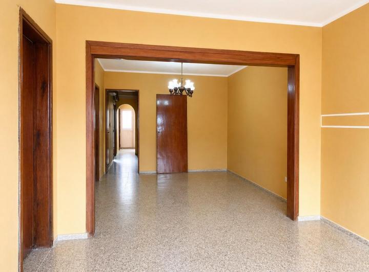 Casa · 125m² · 5 Ambientes · 2 Cocheras