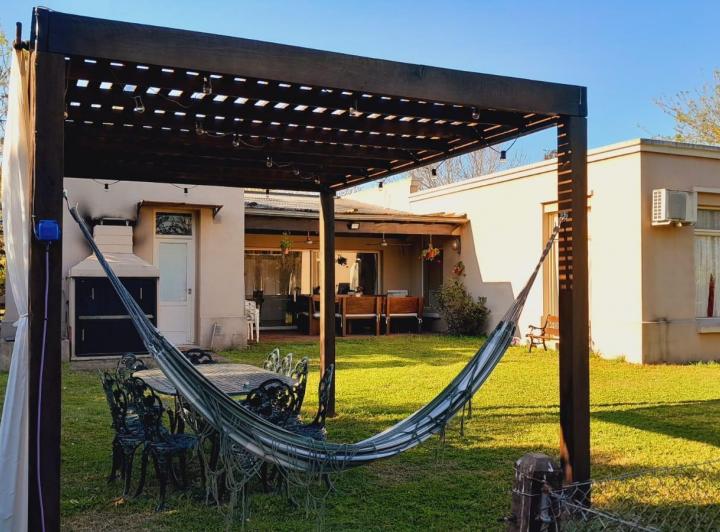 Casa · 140m² · 5 Ambientes · 1 Cochera