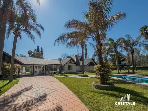 Venta / permuta - casa 3 dormitorios con complejo deportivo privado - los olmos, roldán.