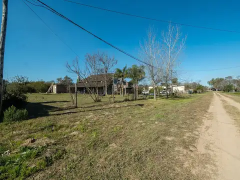 Venta terreno en arroyo leyes