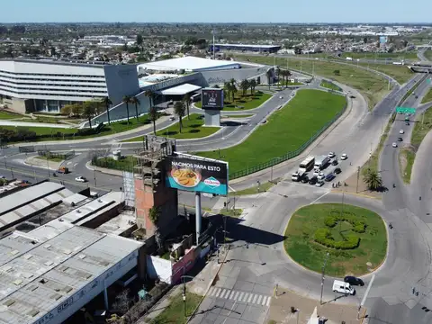 Venta importante esquina estratégica de rosario