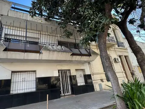 Terreno en barrio abasto, 100% canje, pb 6pisos