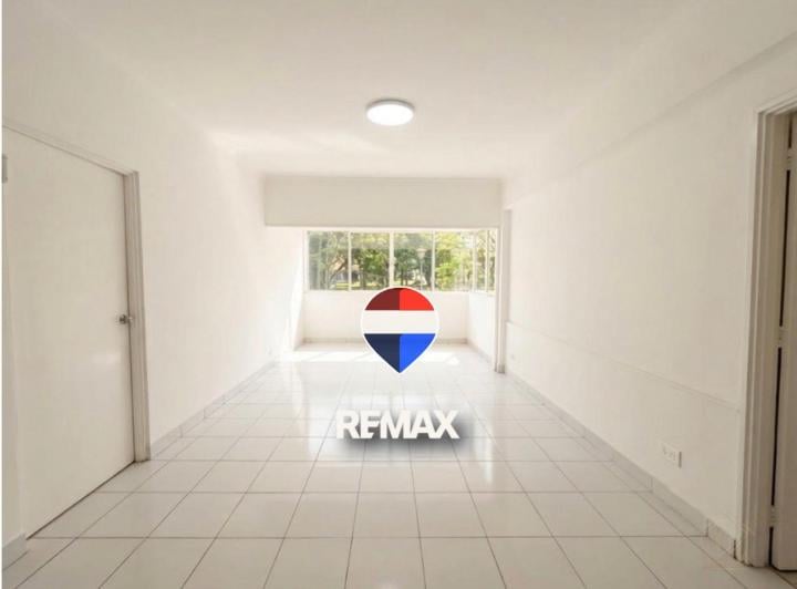 Departamento · 55m² · 4 Ambientes · 1 Cochera