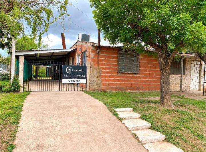 Casa · 238m² · 4 Ambientes · 1 Cochera