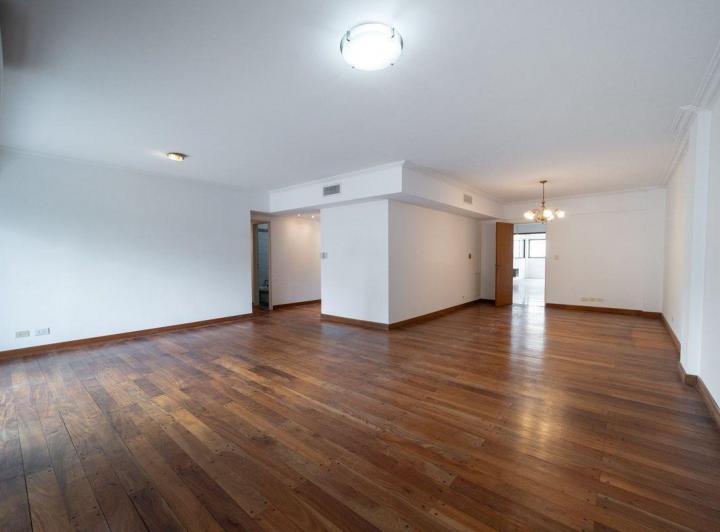 Departamento · 218m² · 8 Ambientes