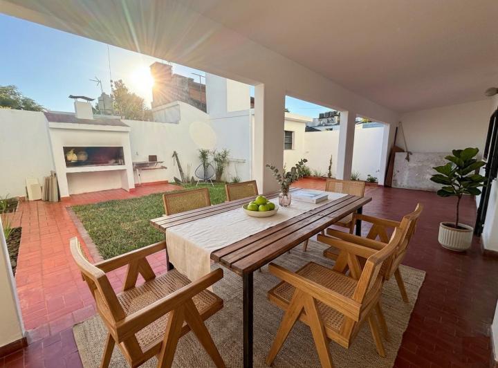 Casa · 96m² · 4 Ambientes · 1 Cochera