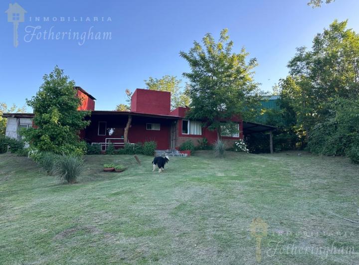 Casa · 110m² · 6 Ambientes · 2 Cocheras