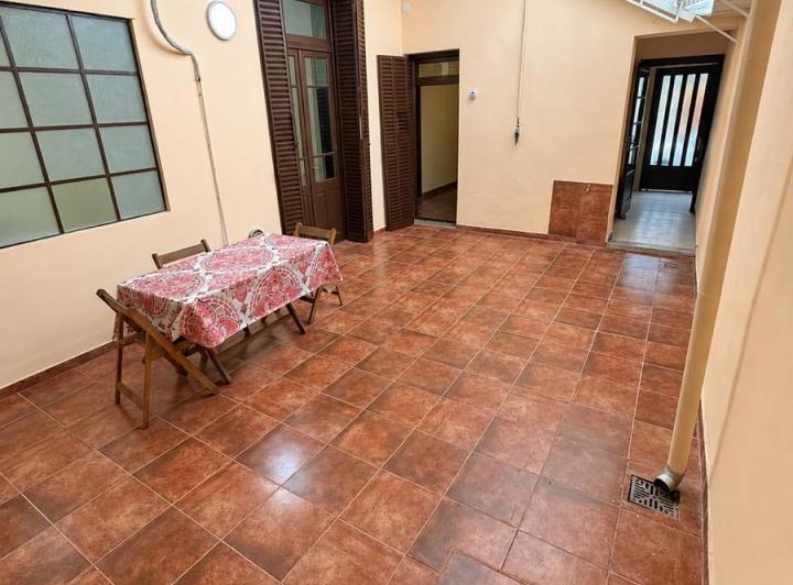 Casa · 93m² · 5 Ambientes