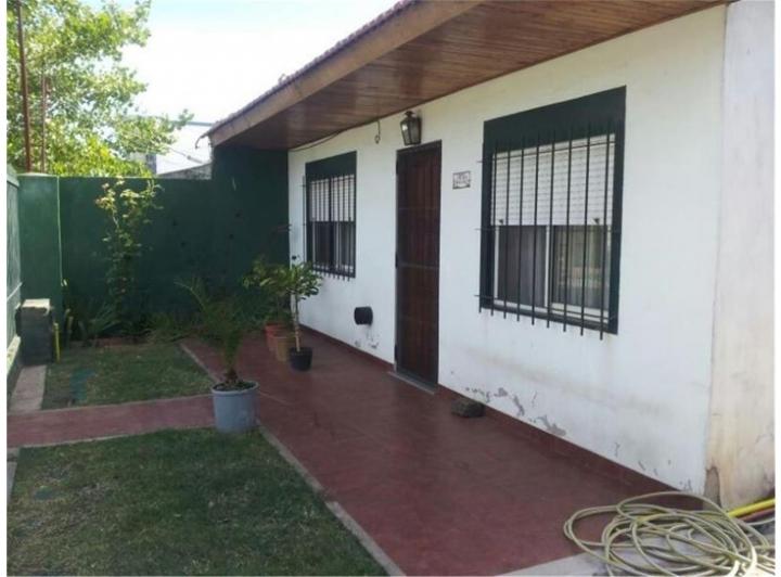 Casa · 170m² · 6 Ambientes · 4 Cocheras