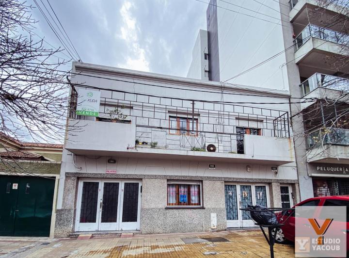 Casa · 148m² · 5 Ambientes · 1 Cochera